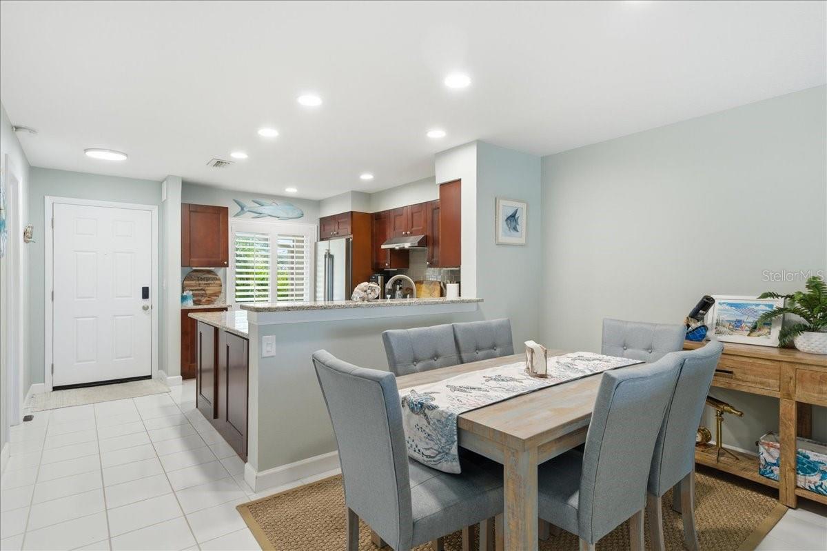 Image 12 of 74 For 1802 Mariner Drive 30