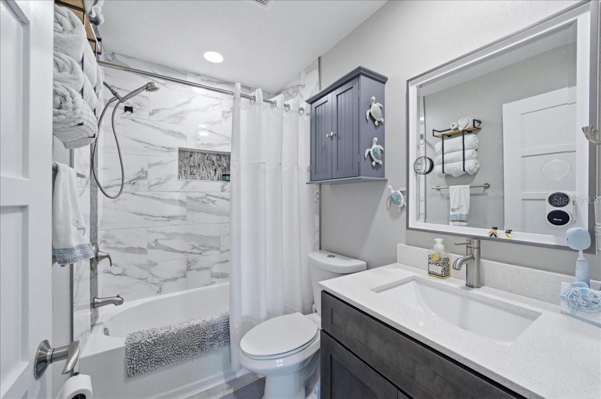 Image 28 of 74 For 1802 Mariner Drive 30