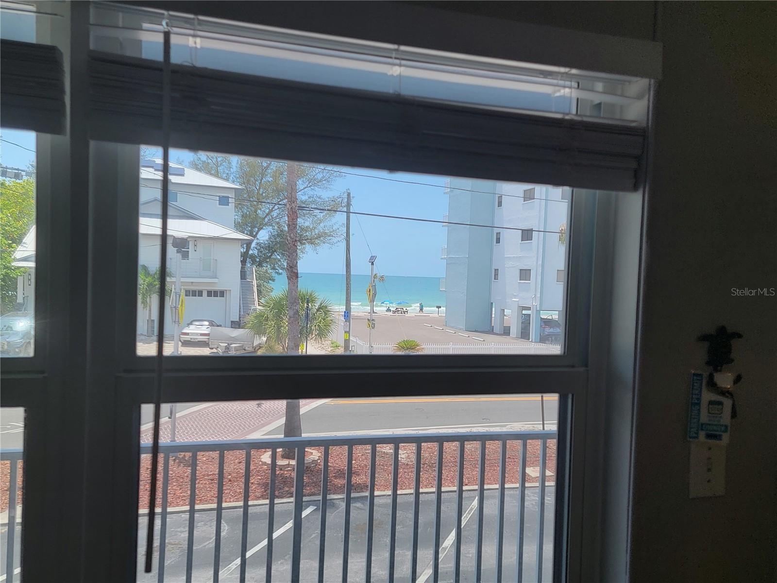 Image 11 of 26 For 8465 Gulf Boulevard 58