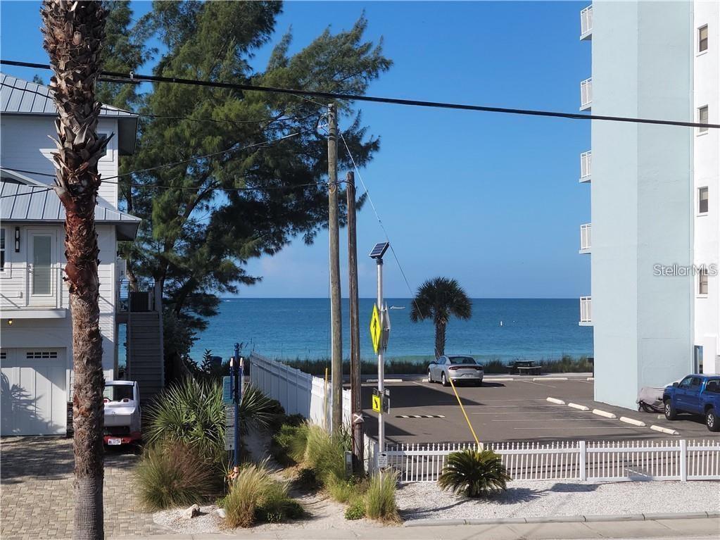 Image 24 of 26 For 8465 Gulf Boulevard 58