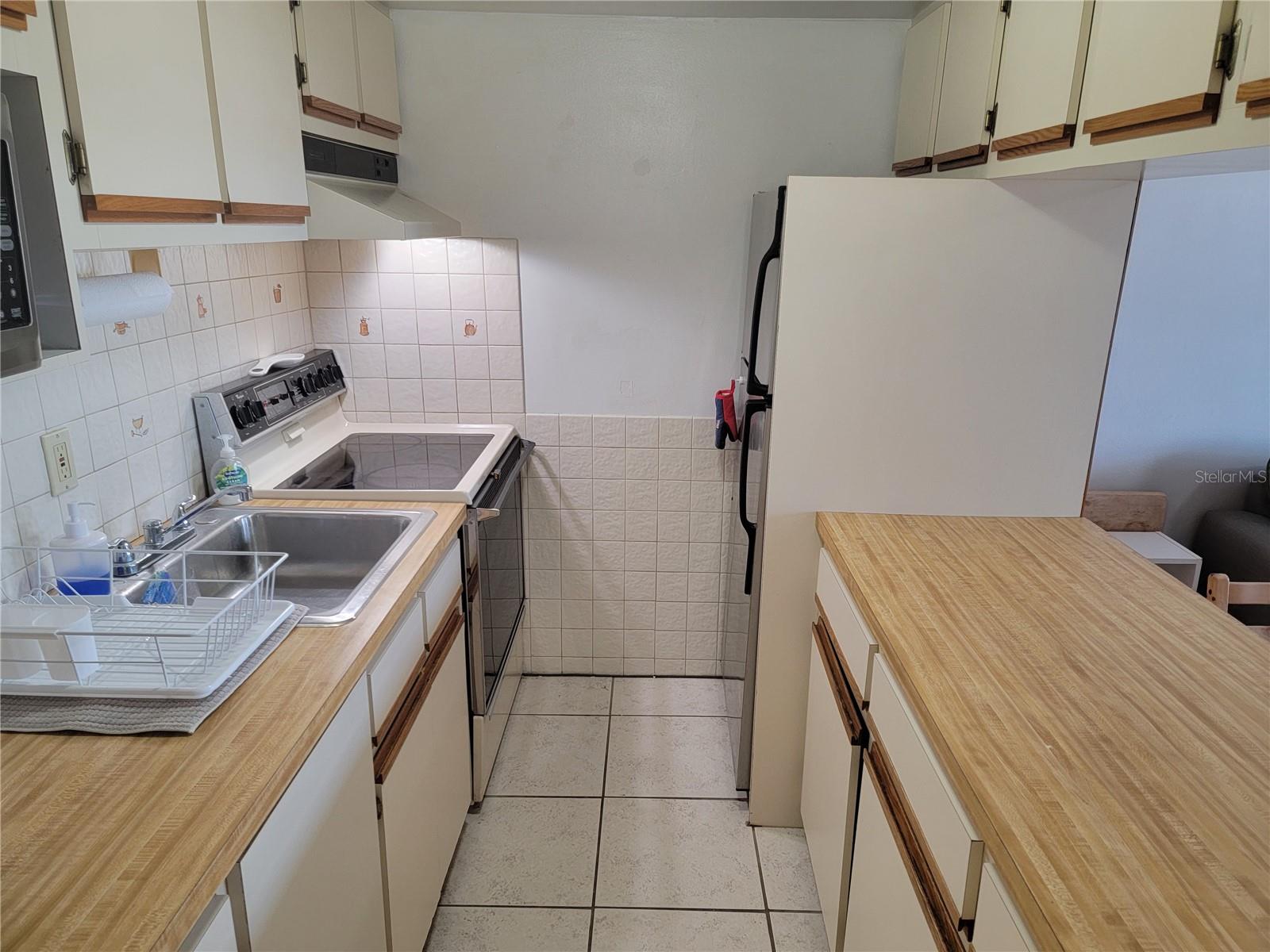 Image 5 of 26 For 8465 Gulf Boulevard 58