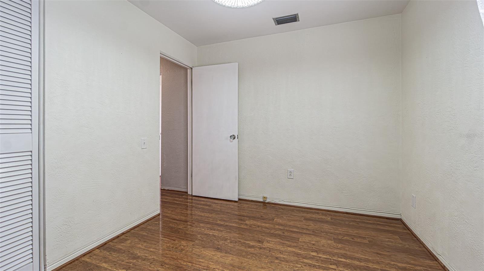 Image 14 of 31 For 8524 120th Street