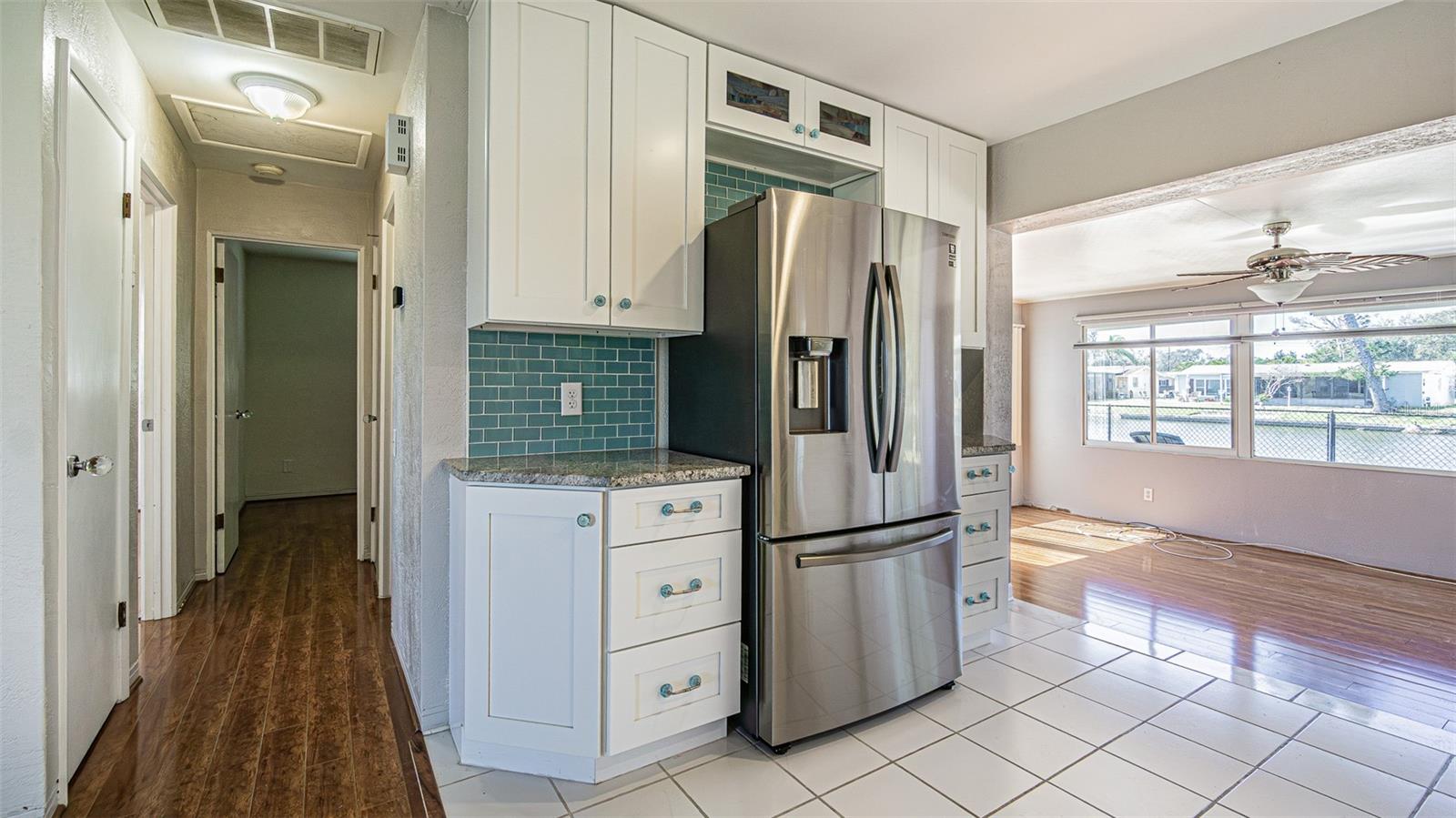 Image 7 of 31 For 8524 120th Street