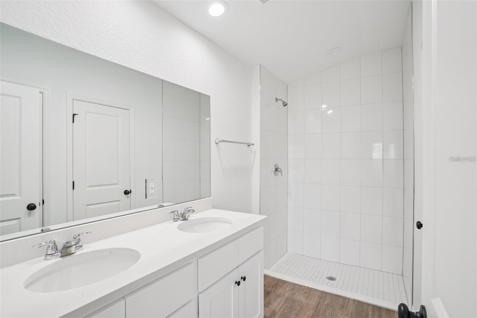 Image 10 of 11 For 5077 155th Loop