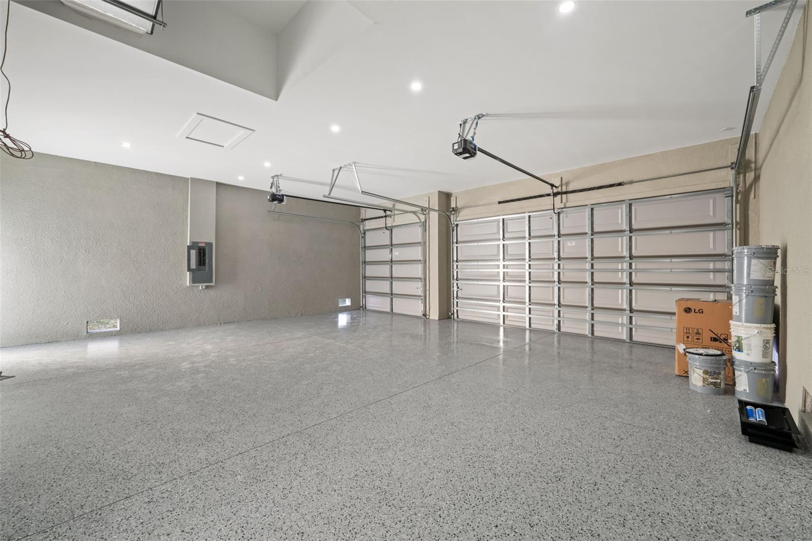 Image 30 of 46 For 109 37th Place