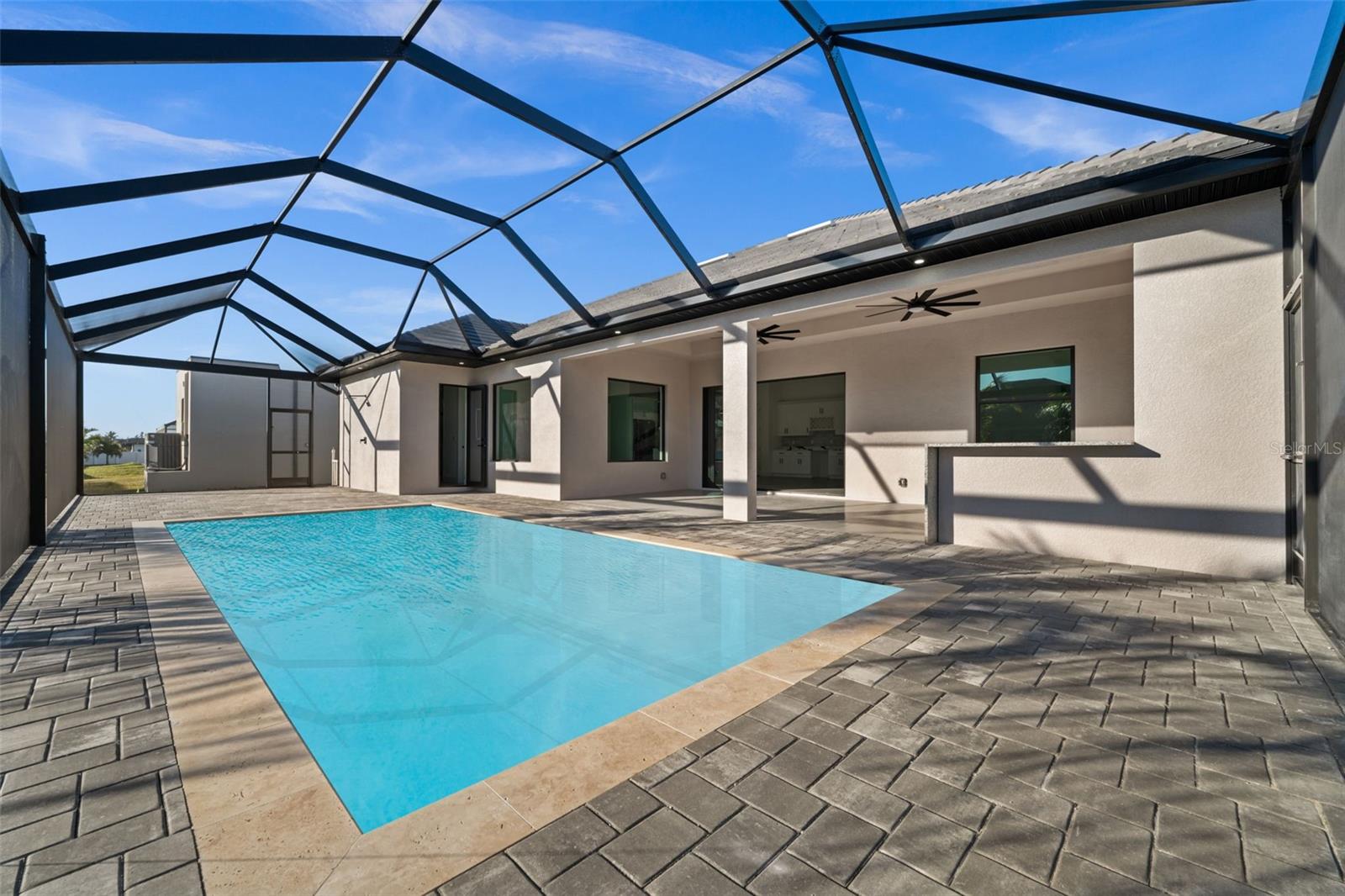 Image 37 of 46 For 109 37th Place