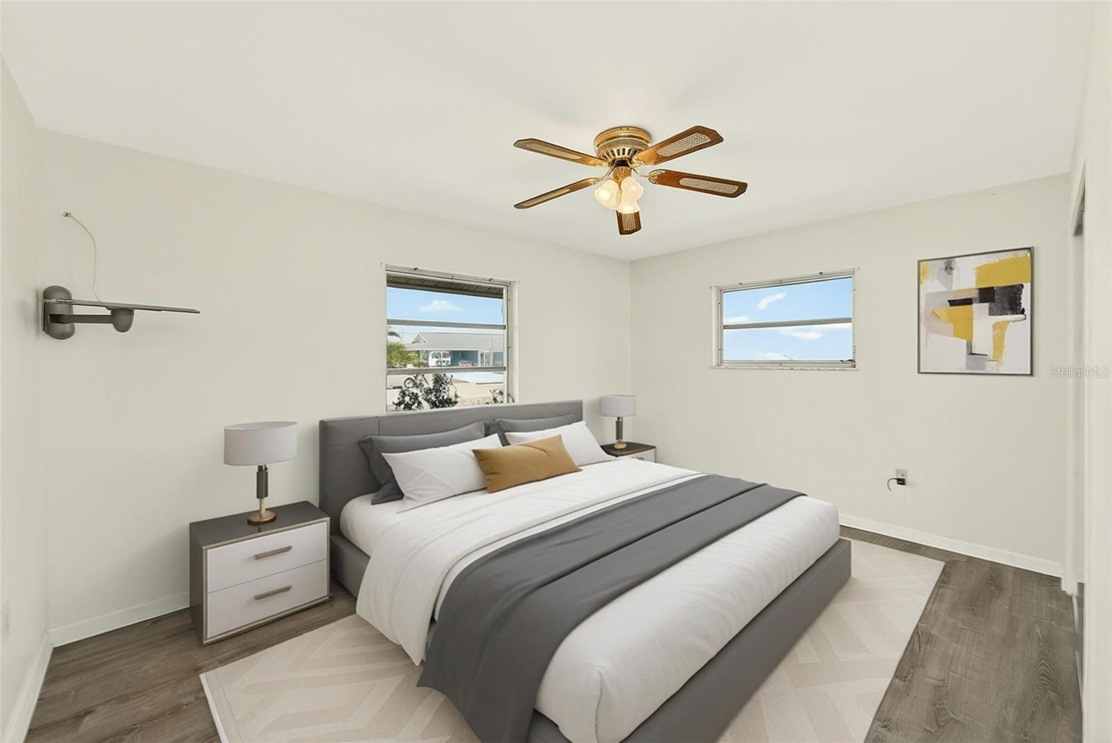 Listing photo id 10 for 708 Tam O Shanter Avenue