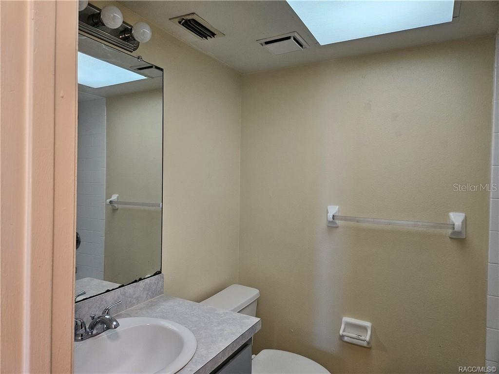 Image 13 of 22 For 7370 7 Rivers Drive