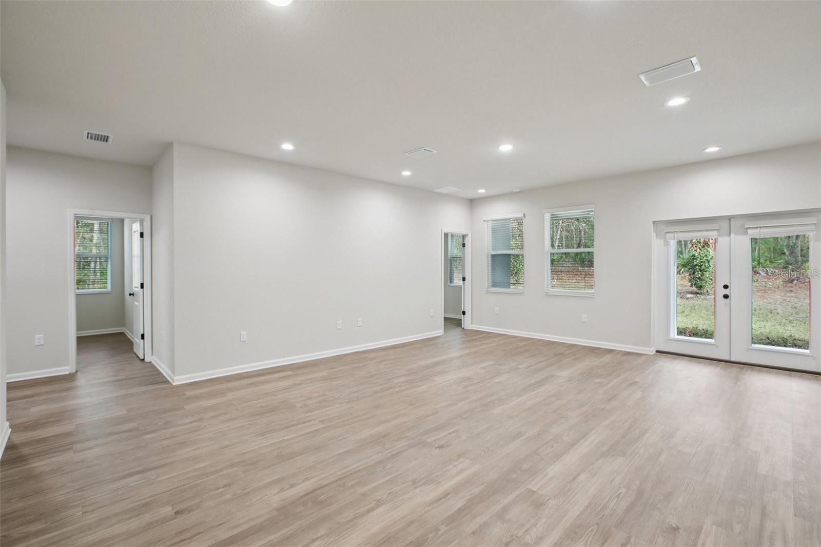 Image 3 of 12 For 64 Cactus Street