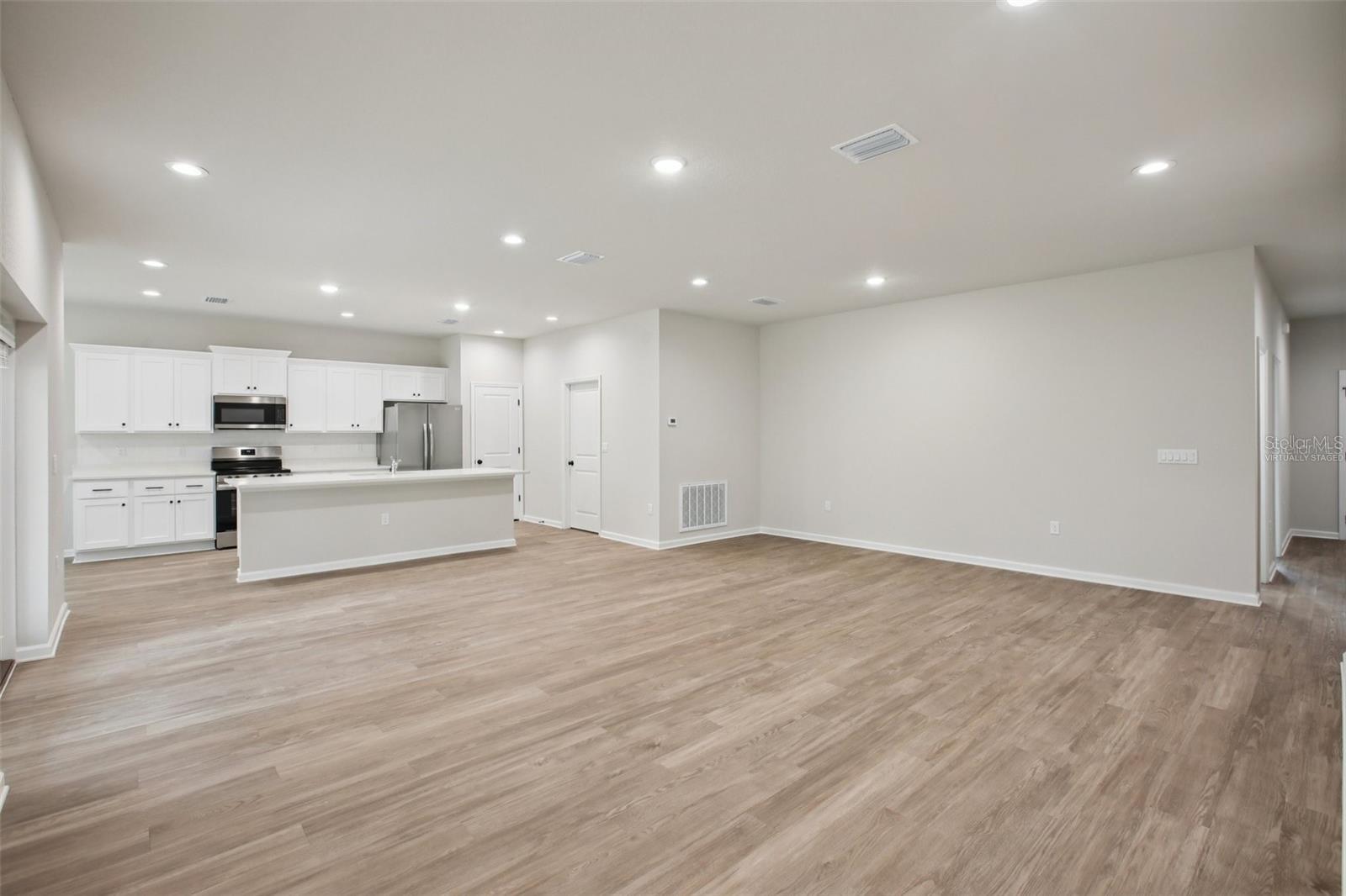 Image 5 of 12 For 64 Cactus Street