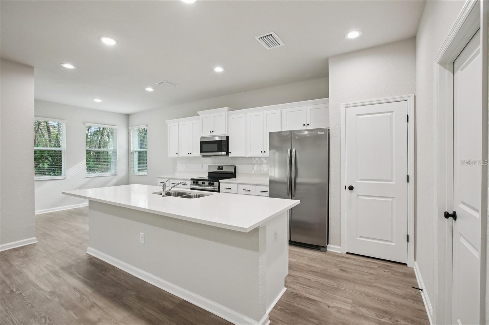 Image 6 of 12 For 64 Cactus Street