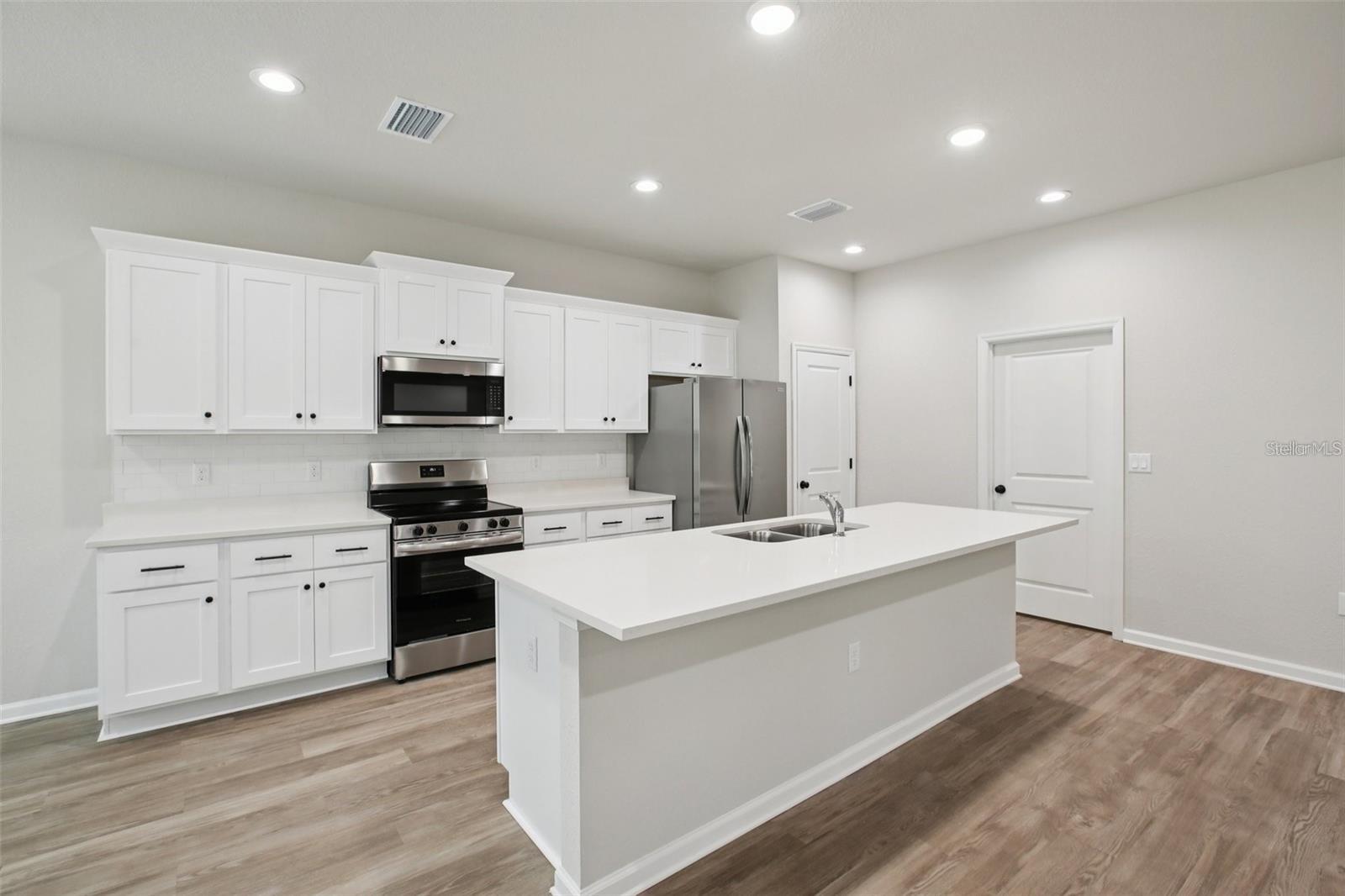 Image 7 of 12 For 64 Cactus Street