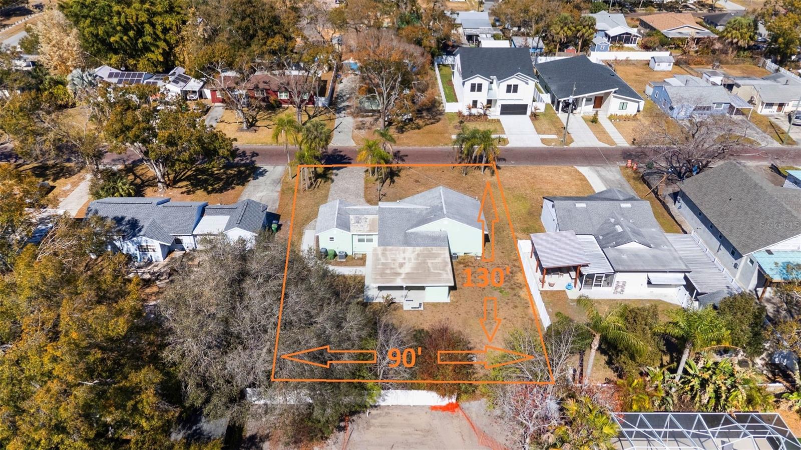 Listing photo id 44 for 814 Indiana Avenue