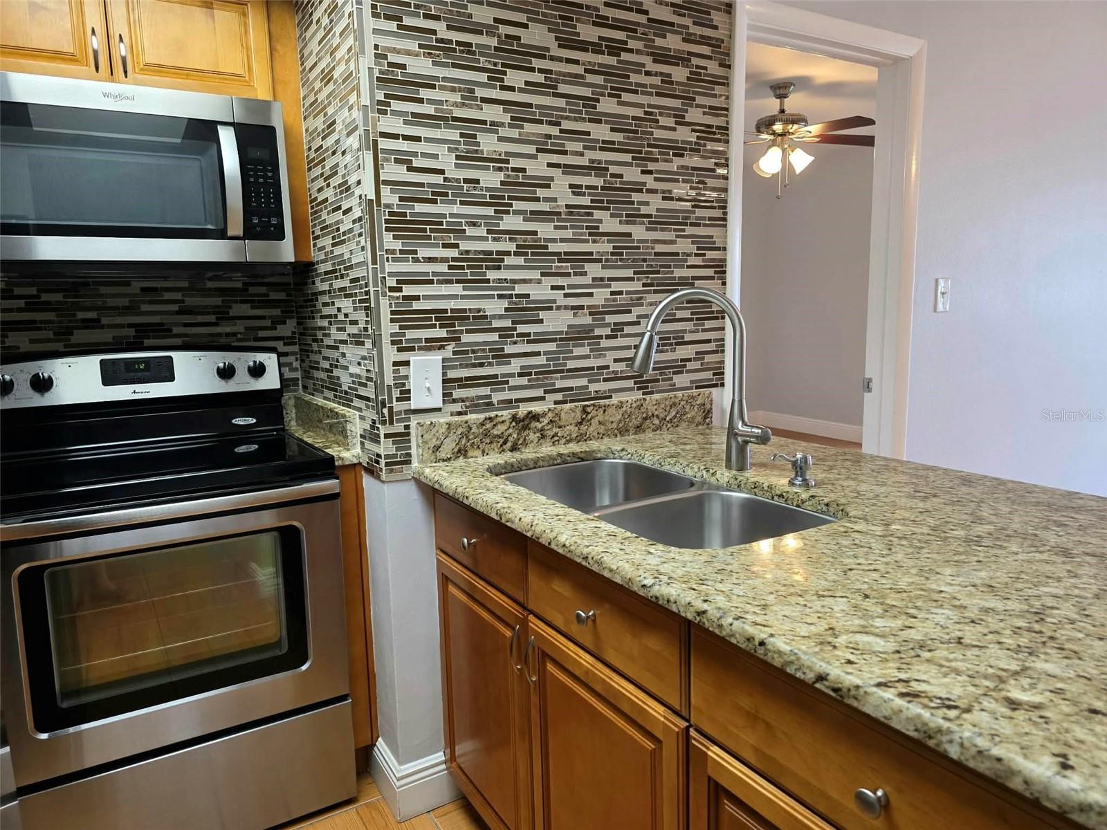 Image 2 of 22 For 4712 Marine Parkway 206