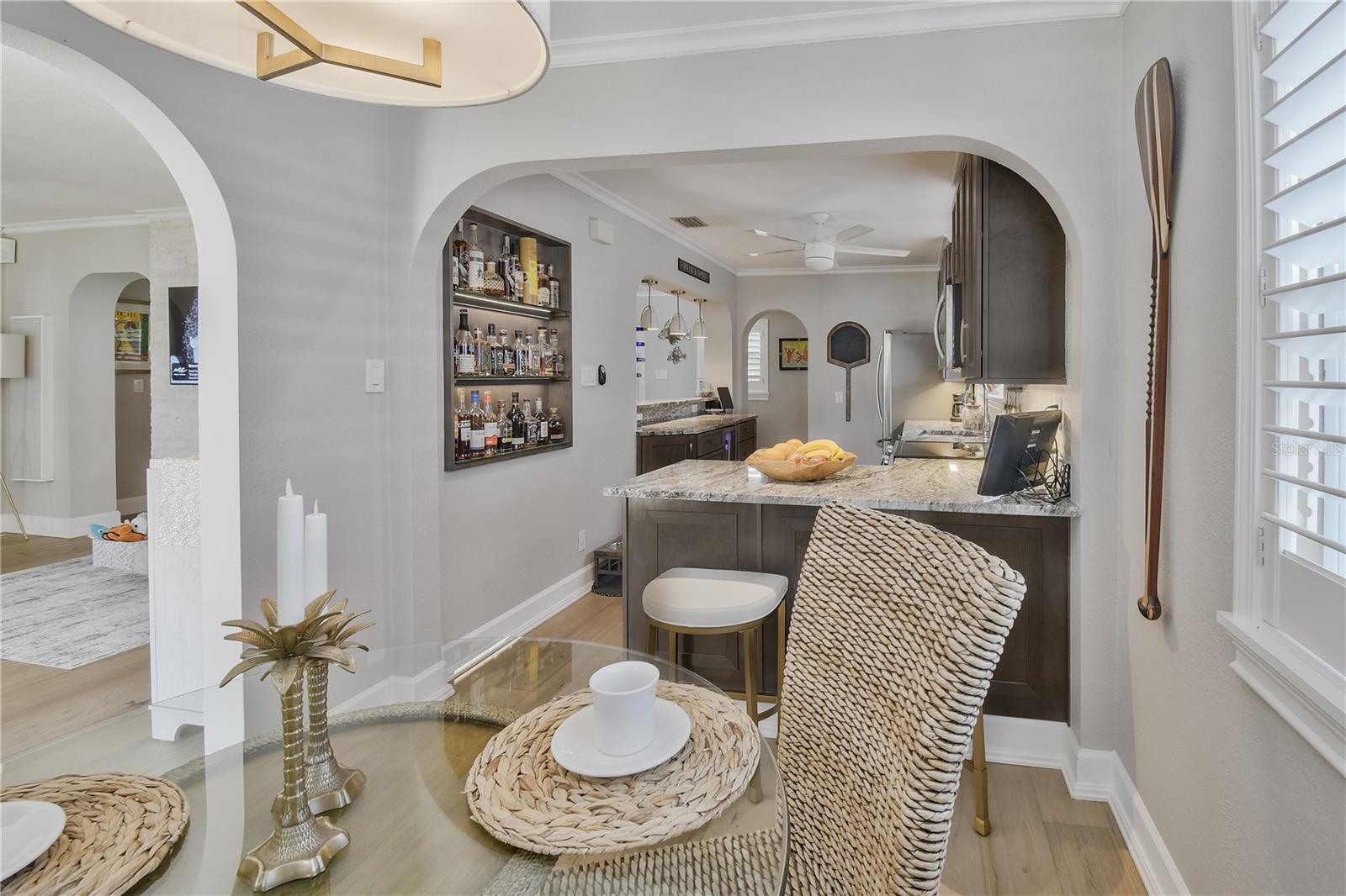 Image 15 of 53 For 467 31st Avenue N