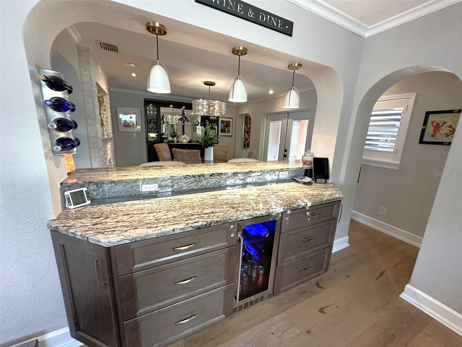 Image 18 of 53 For 467 31st Avenue N