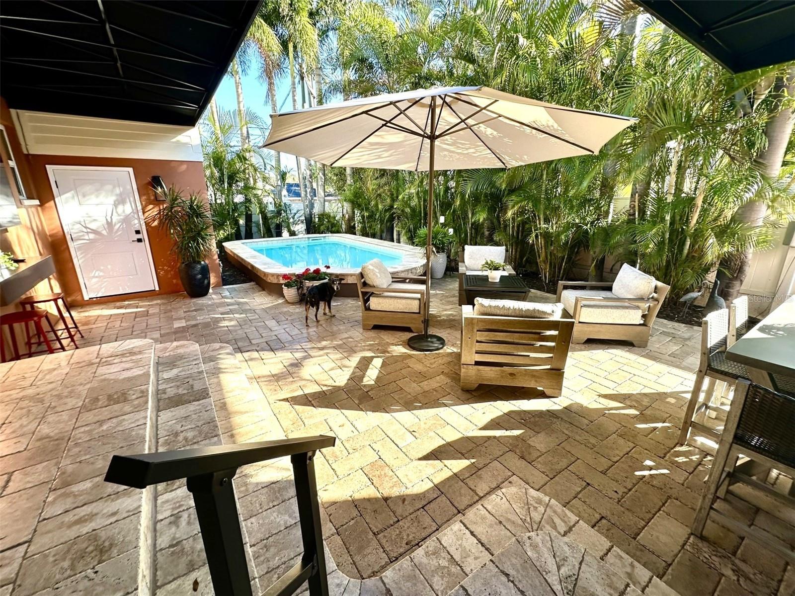 Image 2 of 53 For 467 31st Avenue N