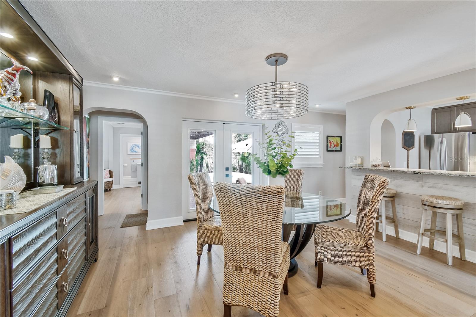 Image 22 of 53 For 467 31st Avenue N