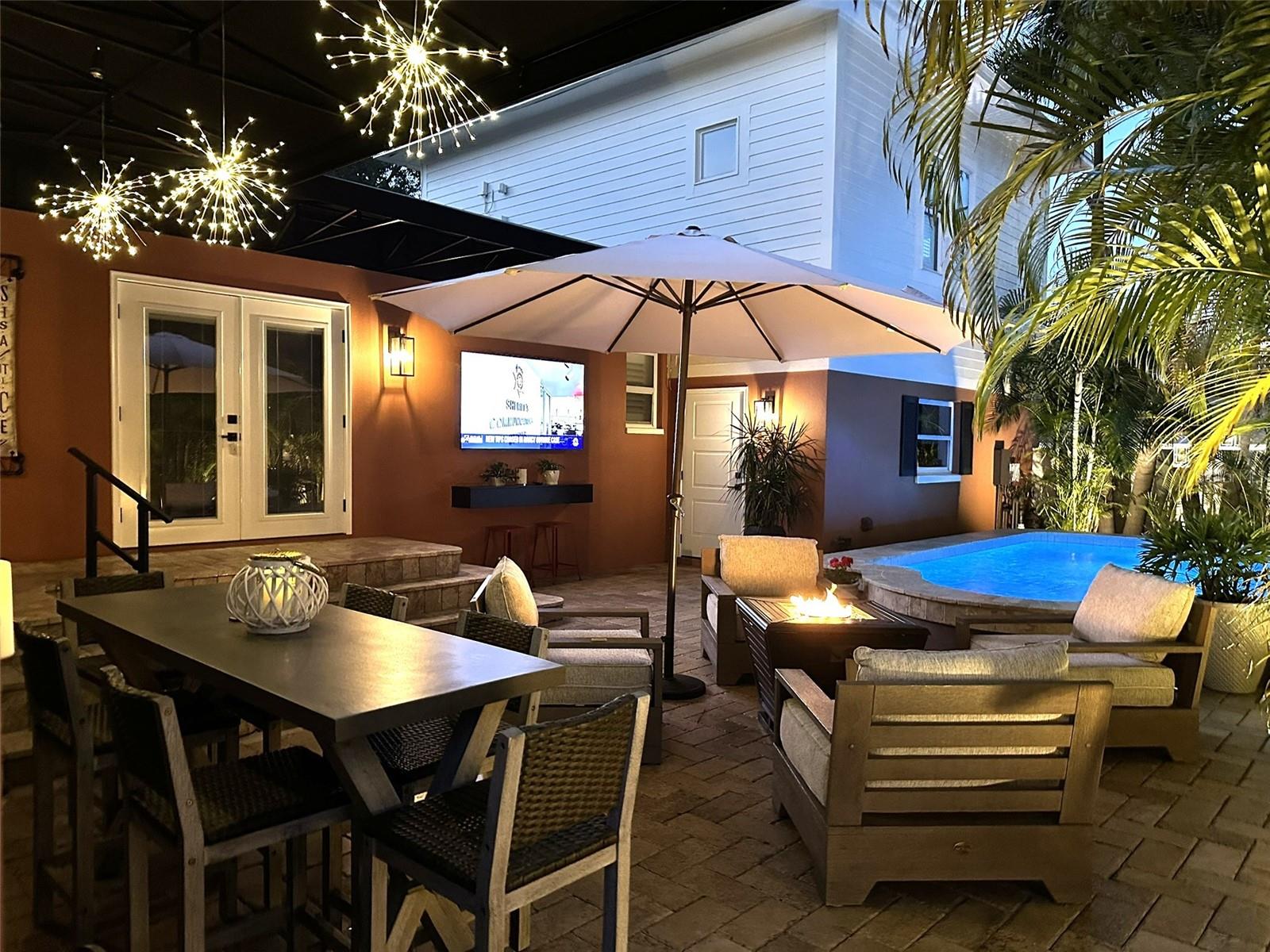 Image 8 of 53 For 467 31st Avenue N