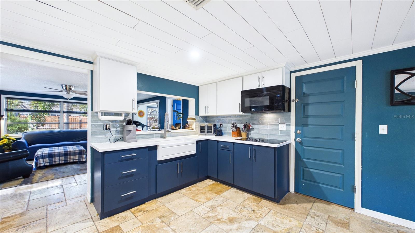 Image 21 of 43 For 3849 Edgemont Drive