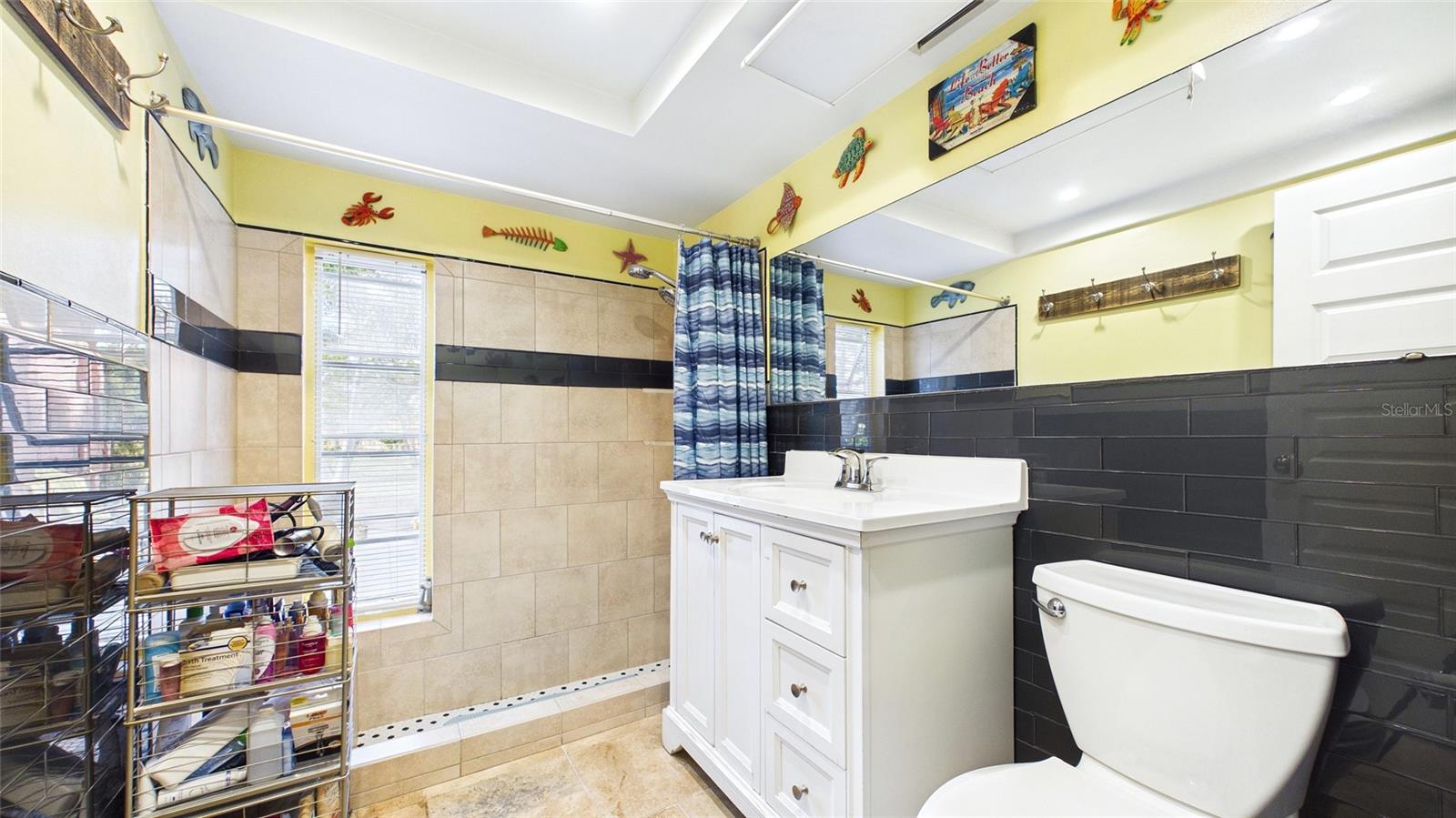 Image 31 of 43 For 3849 Edgemont Drive