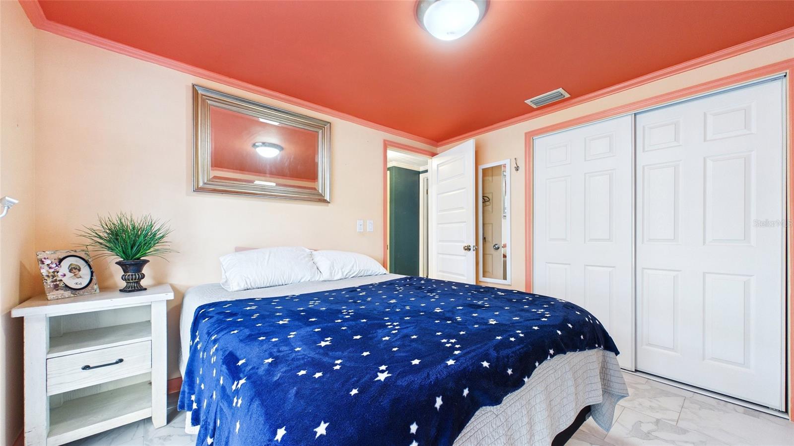 Image 35 of 43 For 3849 Edgemont Drive