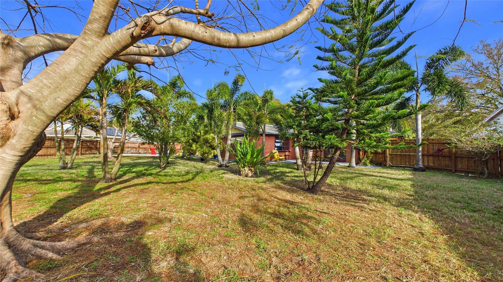 Image 40 of 43 For 3849 Edgemont Drive