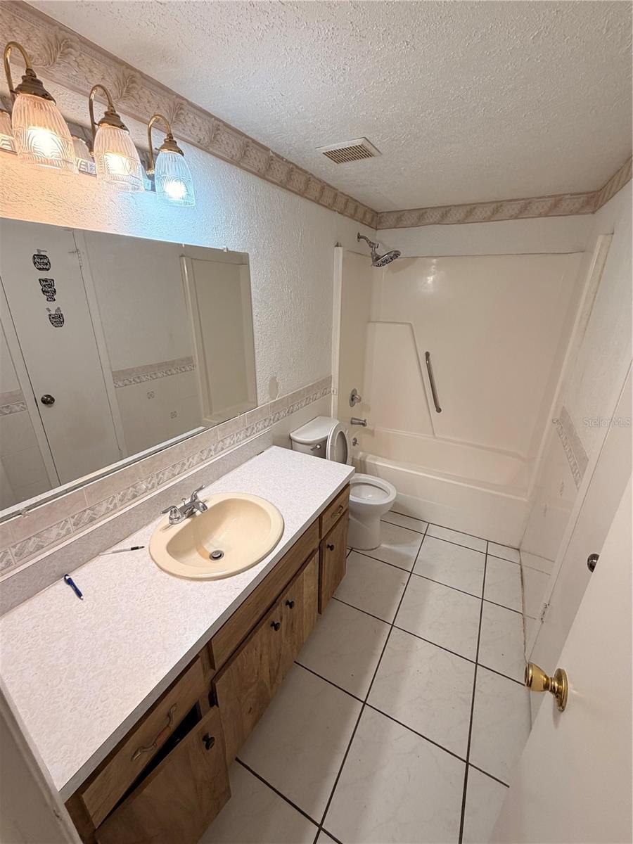 Image 21 of 35 For 10213 Explorer Court