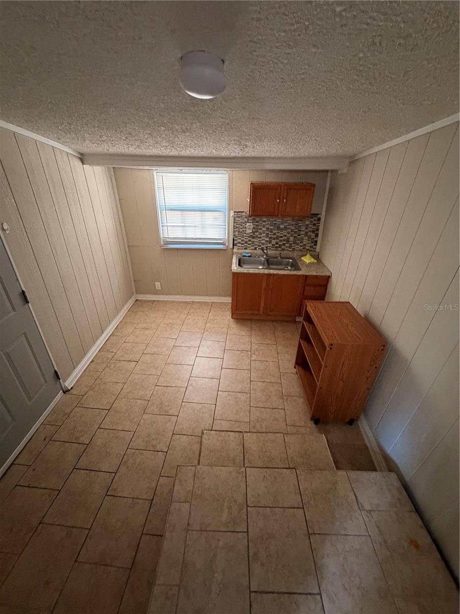 Image 26 of 35 For 10213 Explorer Court