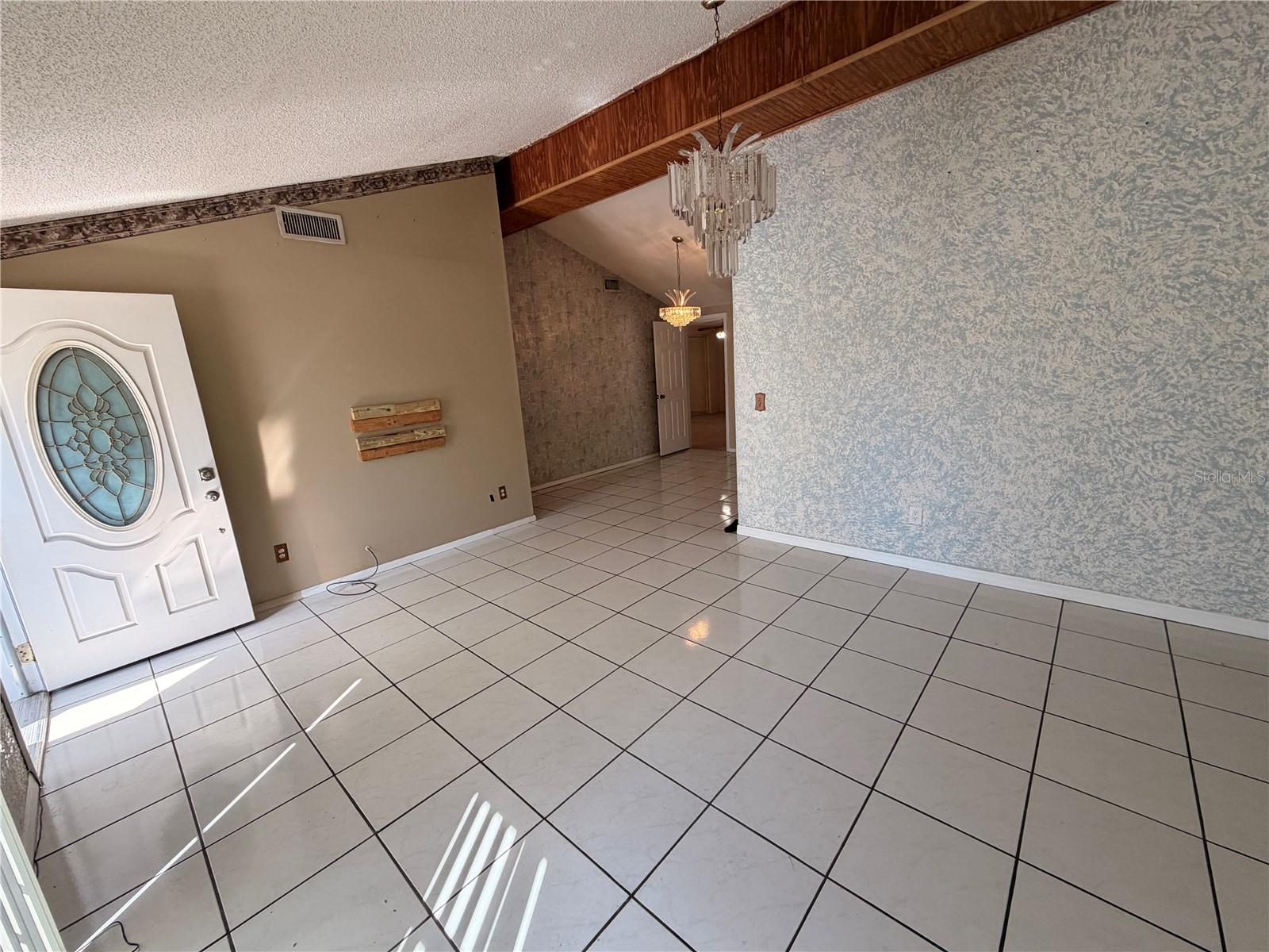 Image 6 of 35 For 10213 Explorer Court