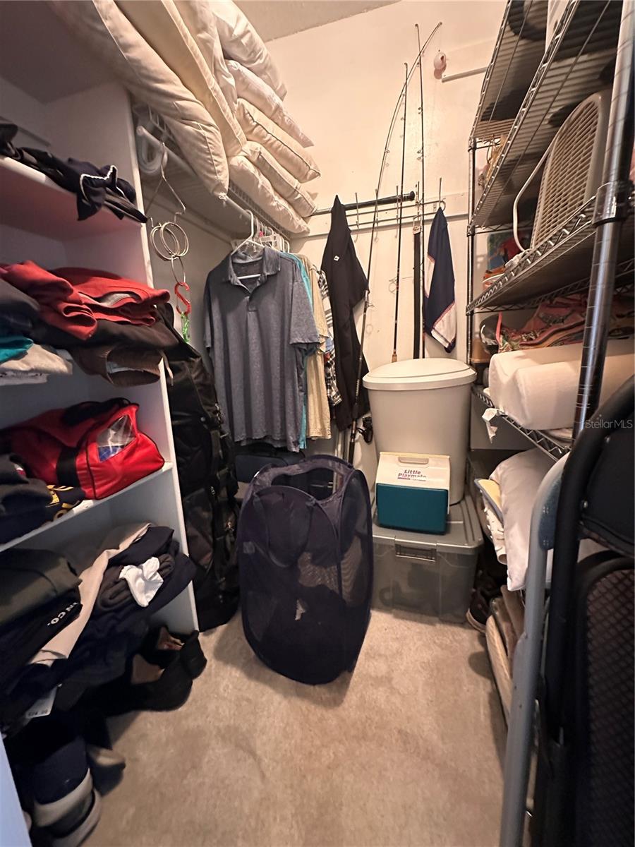 Image 17 of 32 For 5900 Shore Boulevard S 504