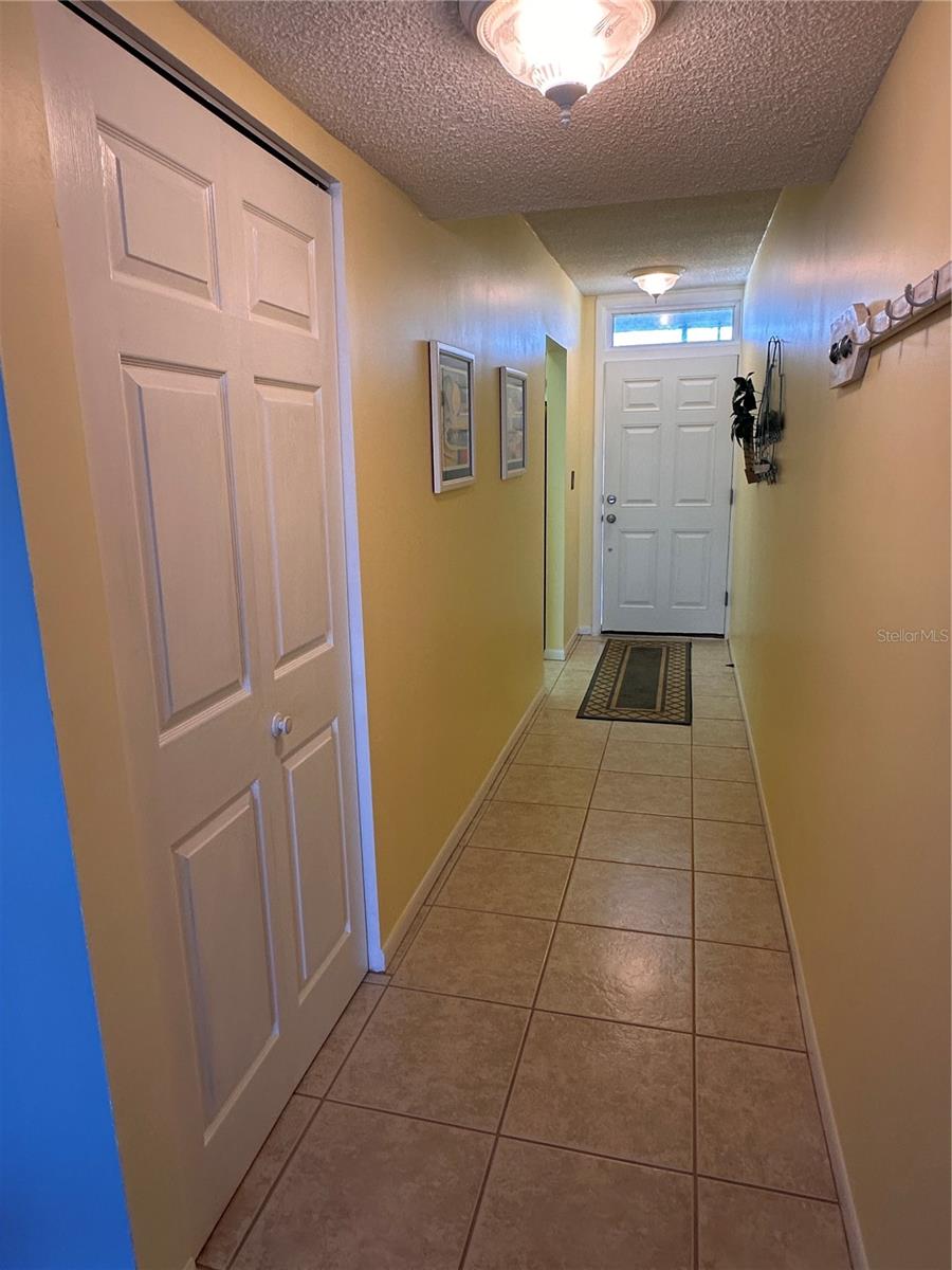 Image 22 of 32 For 5900 Shore Boulevard S 504