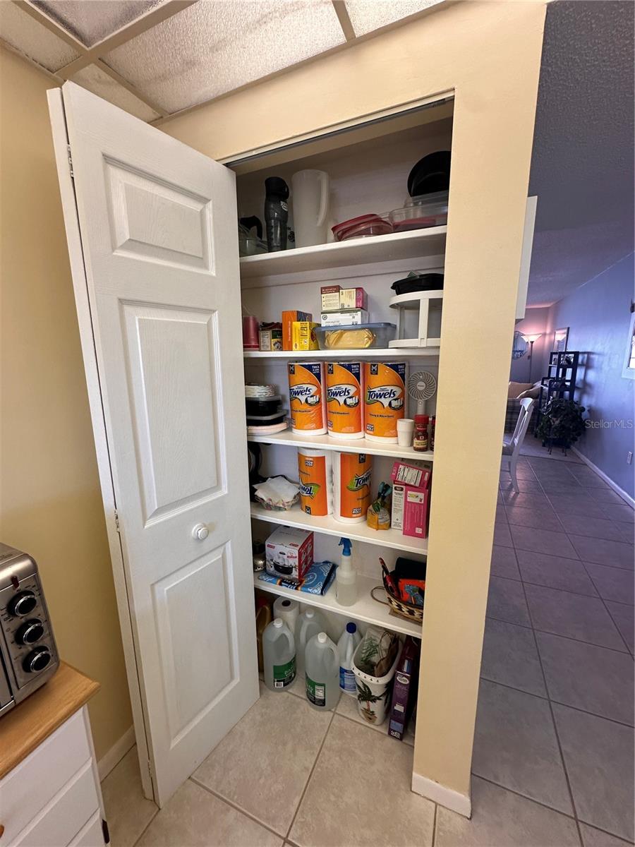 Image 25 of 32 For 5900 Shore Boulevard S 504