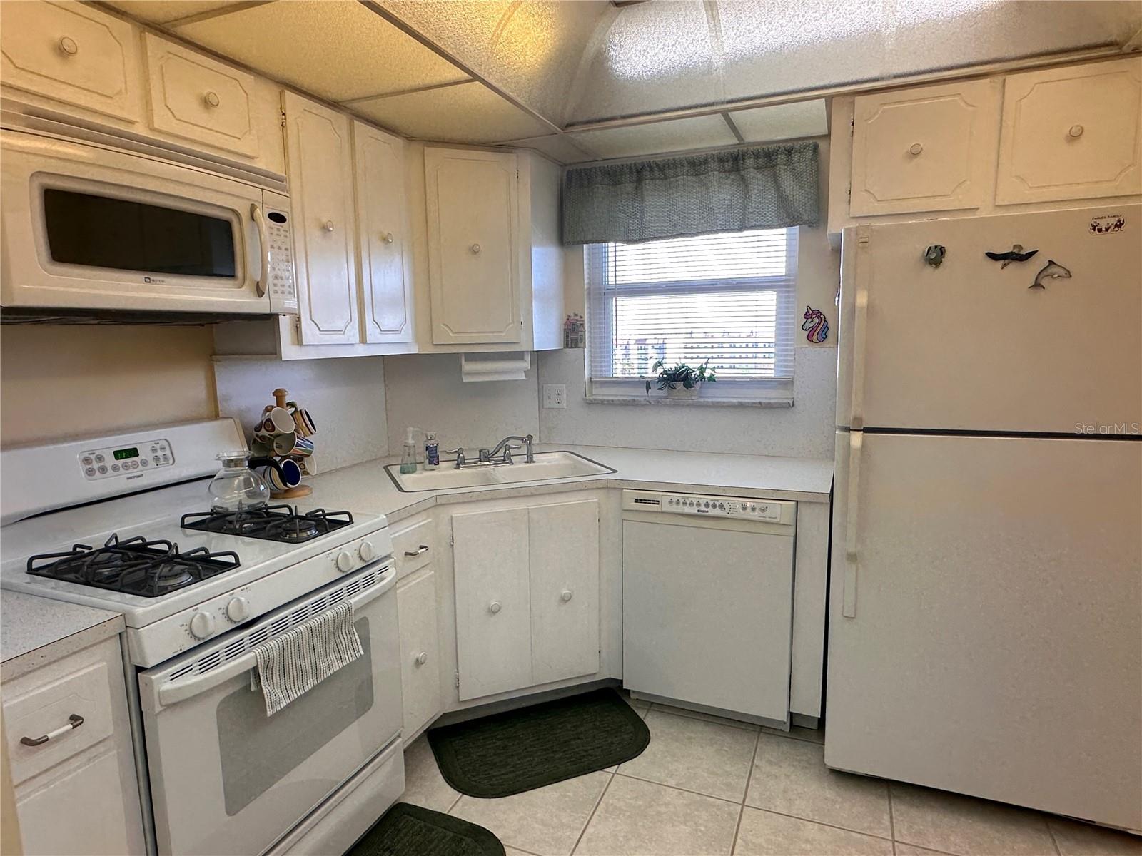 Image 28 of 32 For 5900 Shore Boulevard S 504