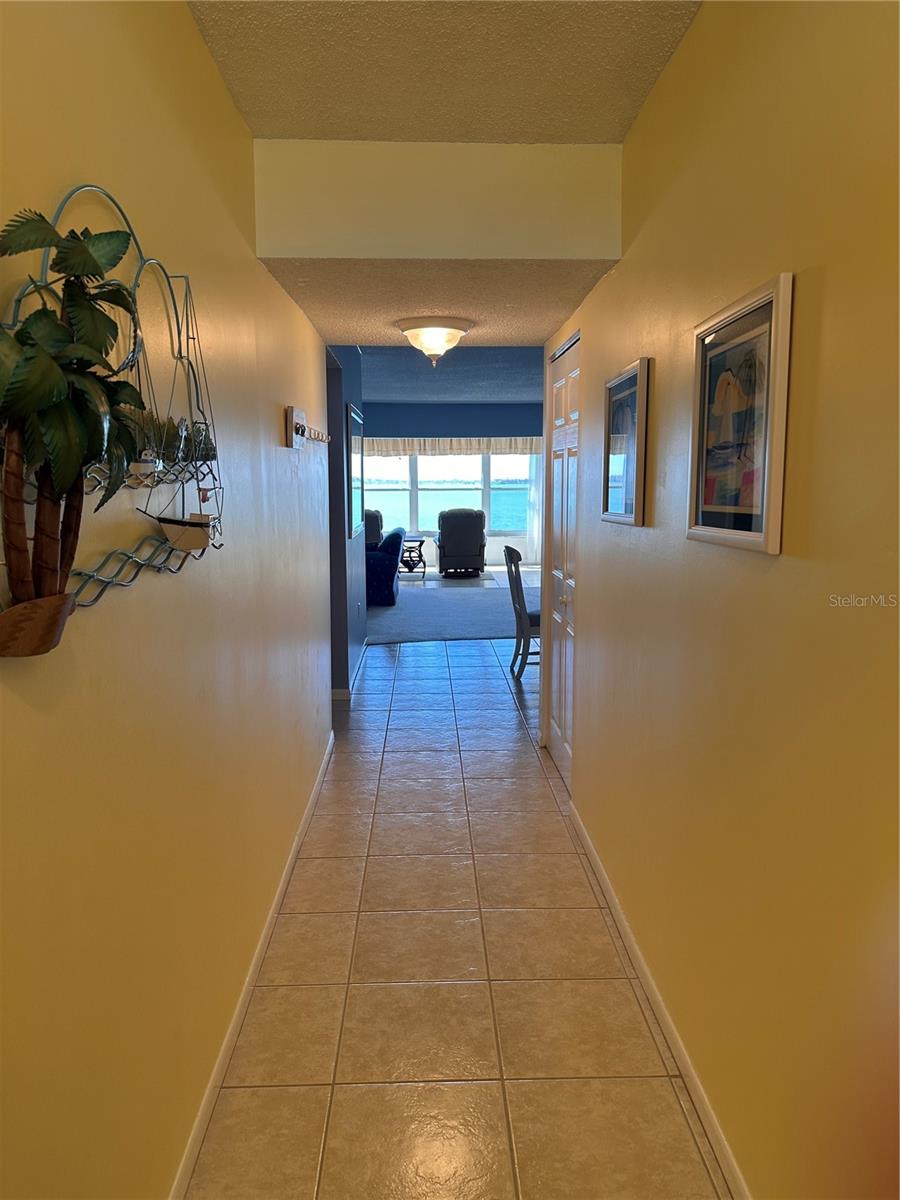 Image 7 of 32 For 5900 Shore Boulevard S 504