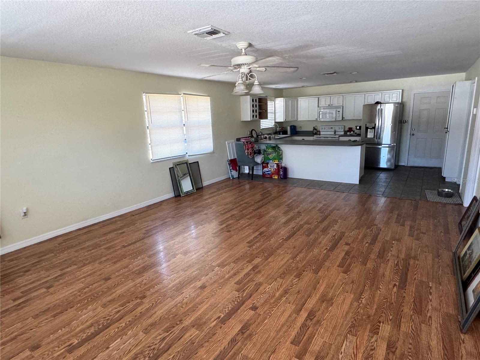 Image 10 of 28 For 1736 Country Club Drive