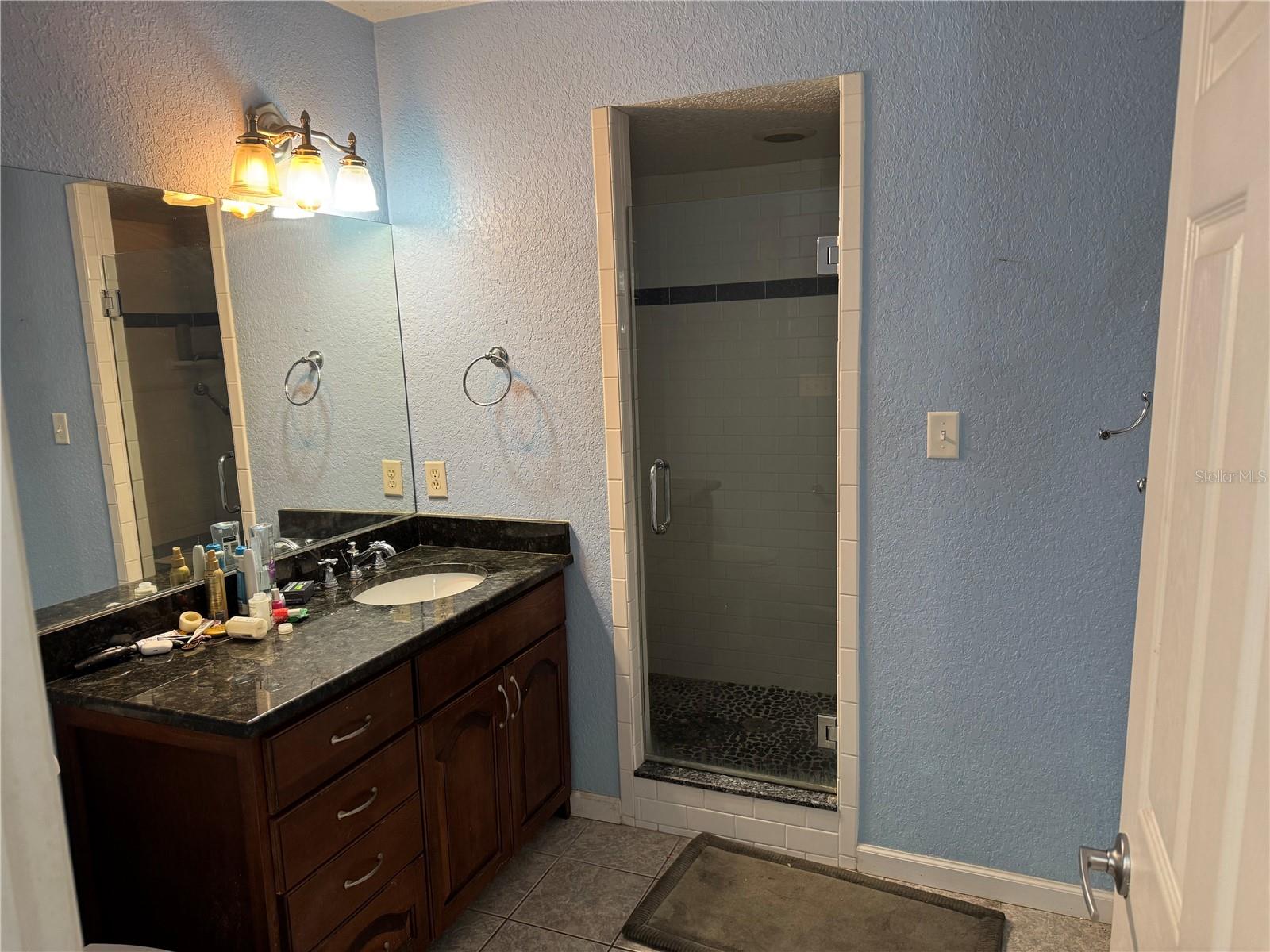 Image 19 of 28 For 1736 Country Club Drive