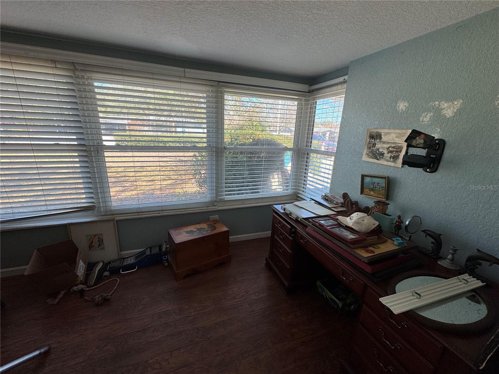 Image 21 of 28 For 1736 Country Club Drive