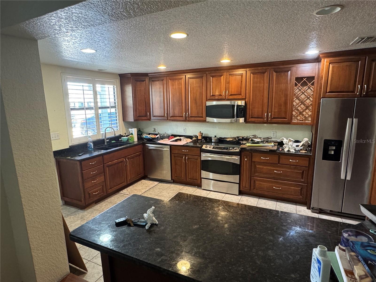 Image 4 of 28 For 1736 Country Club Drive