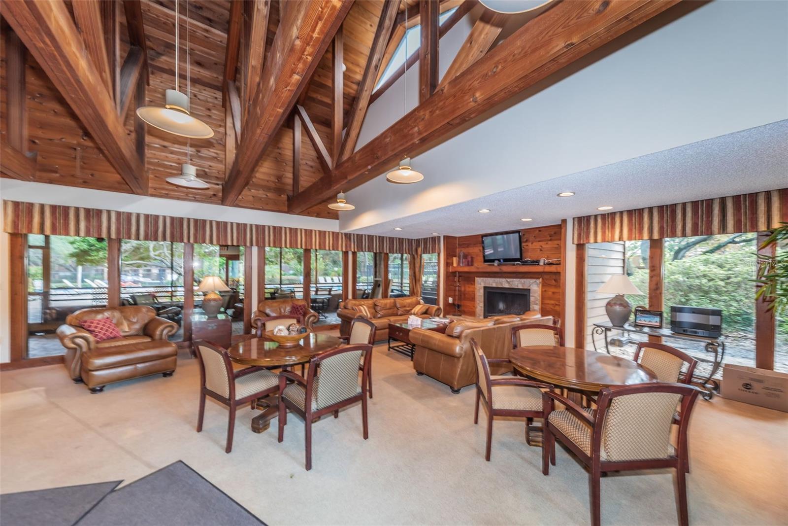 Image 29 of 42 For 802 Lennox Road W 802