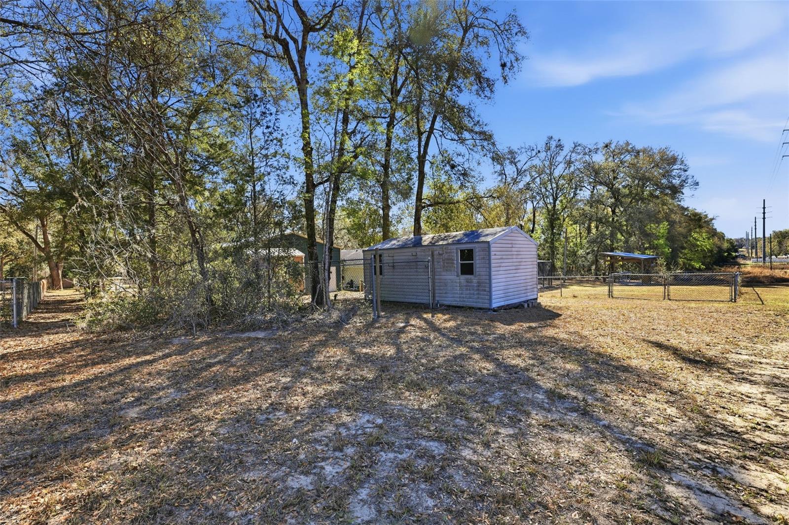 Image 10 of 51 For 952 Savary Avenue