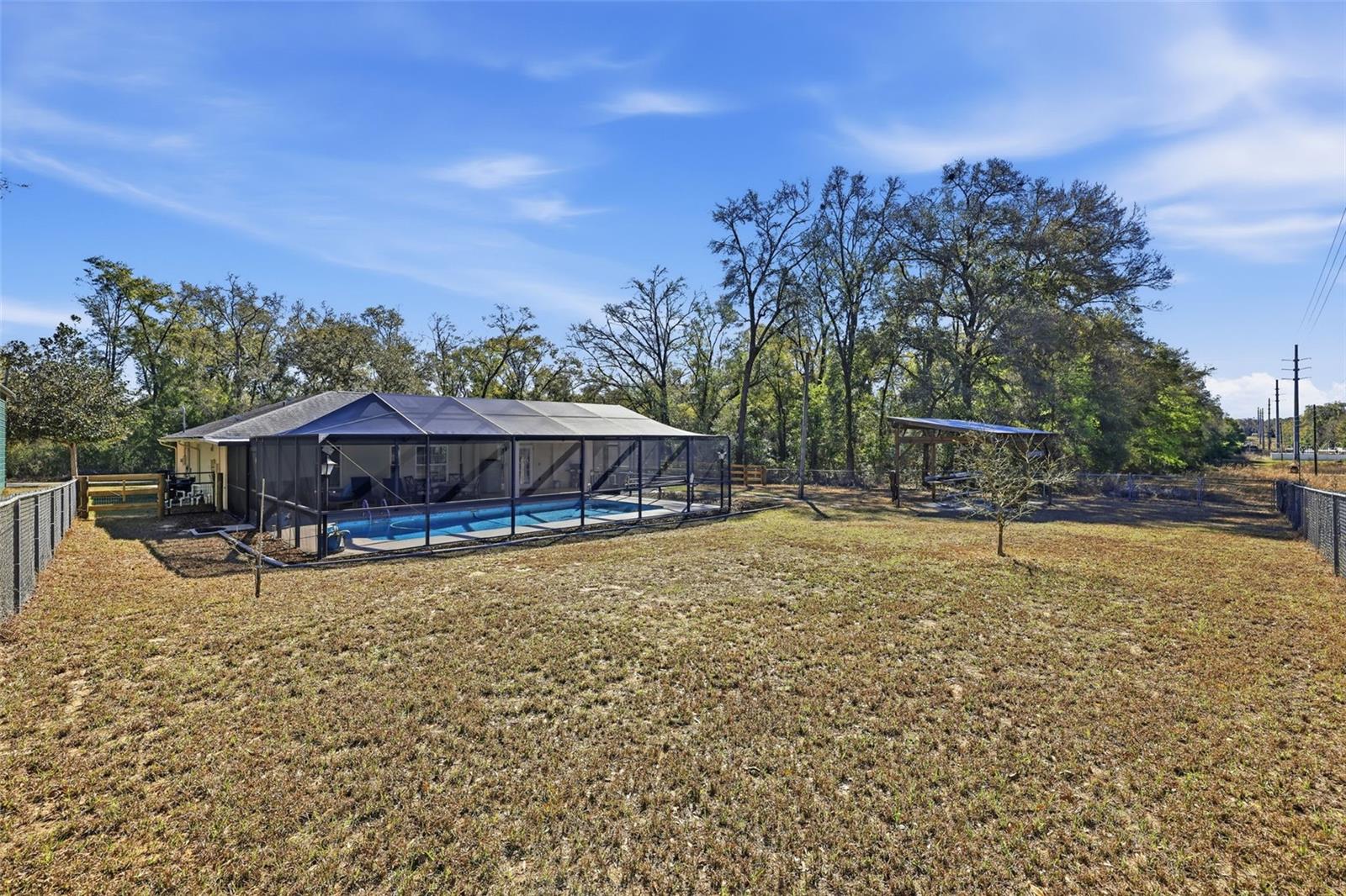 Image 12 of 51 For 952 Savary Avenue