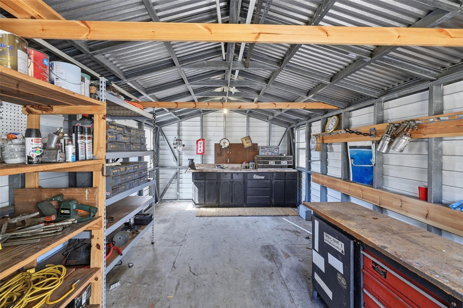 Image 37 of 51 For 952 Savary Avenue