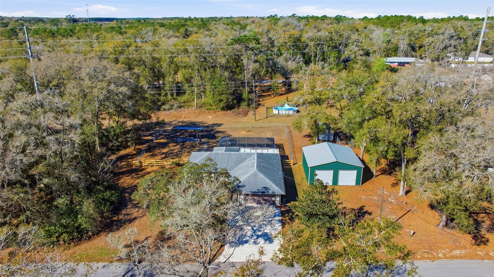 Image 40 of 51 For 952 Savary Avenue