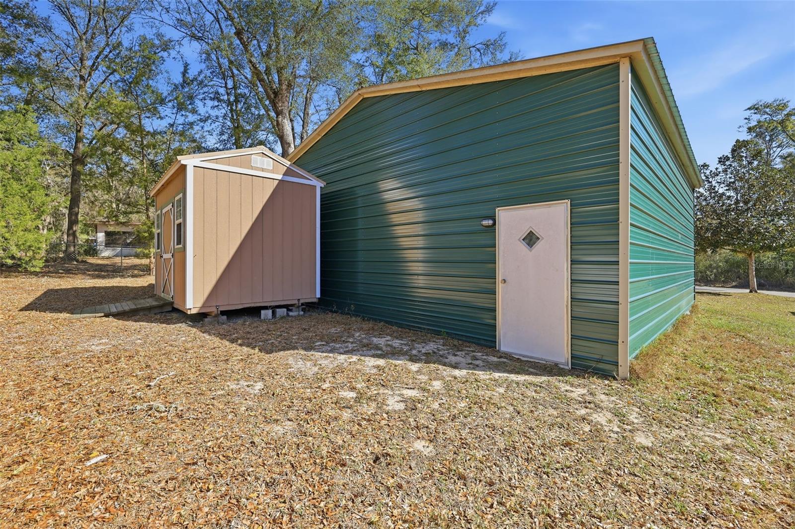 Image 8 of 51 For 952 Savary Avenue