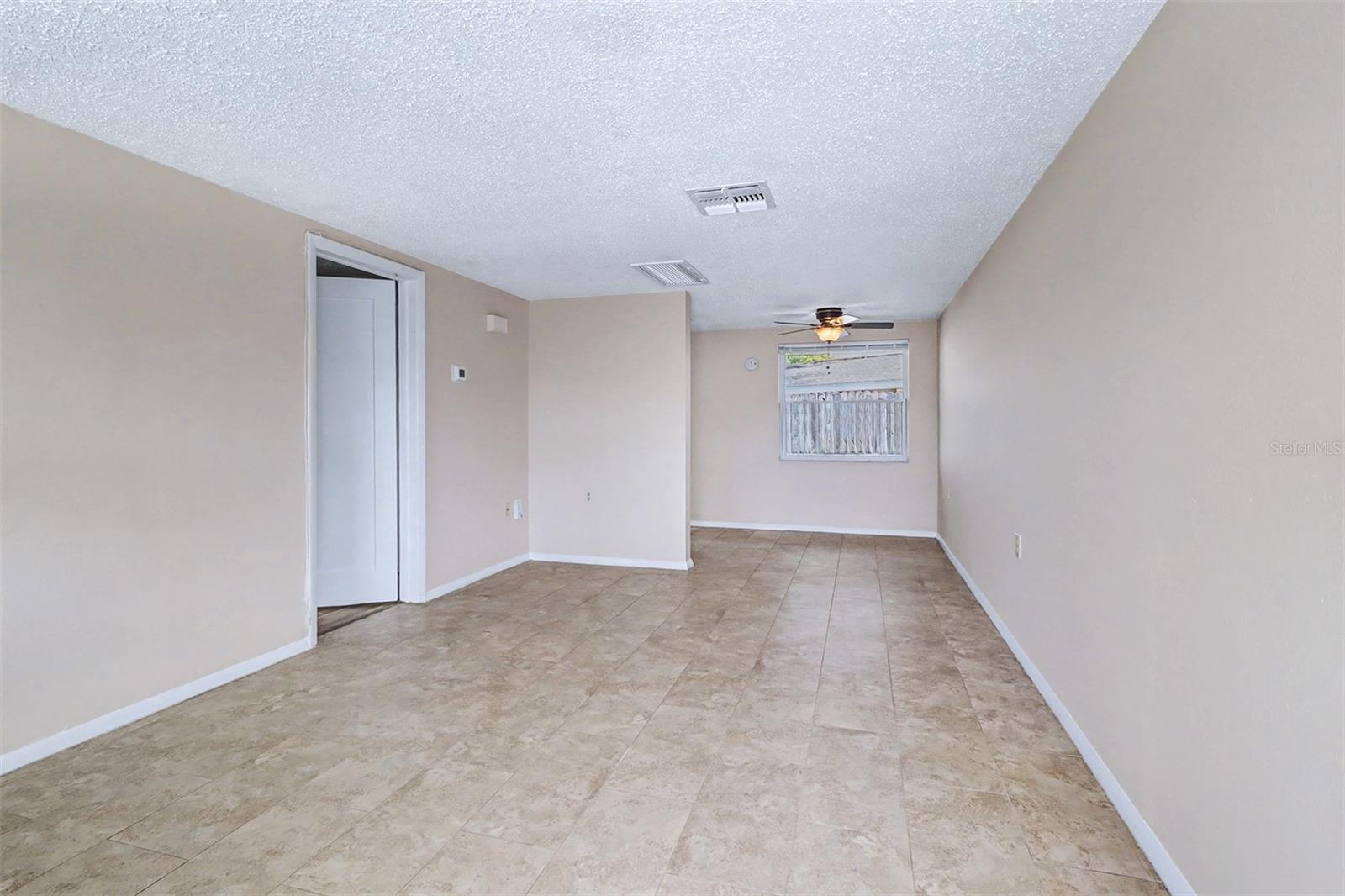 Image 4 of 13 For 5439 Oceanic Road