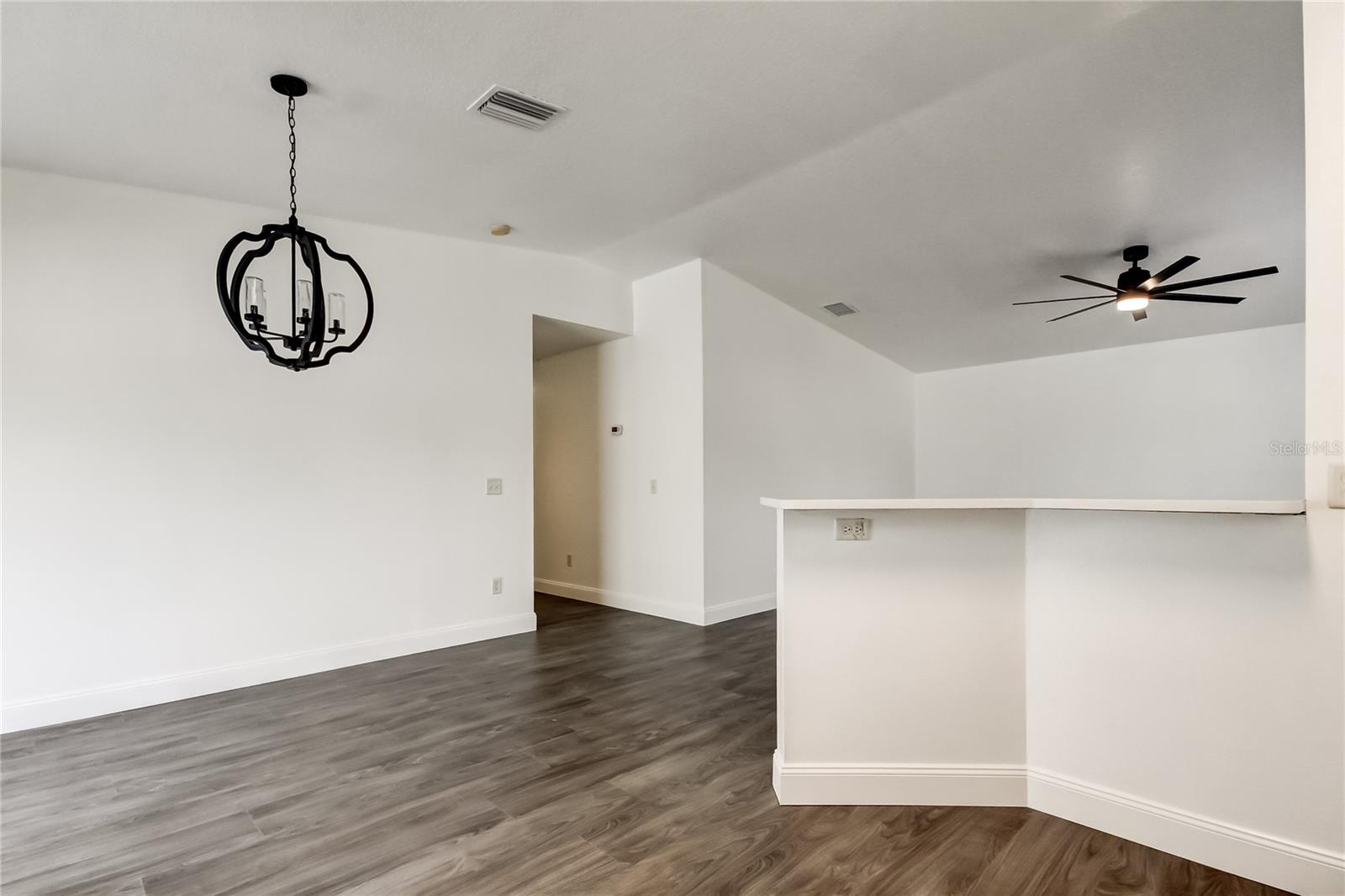 Image 12 of 45 For 7610 Obrien Street