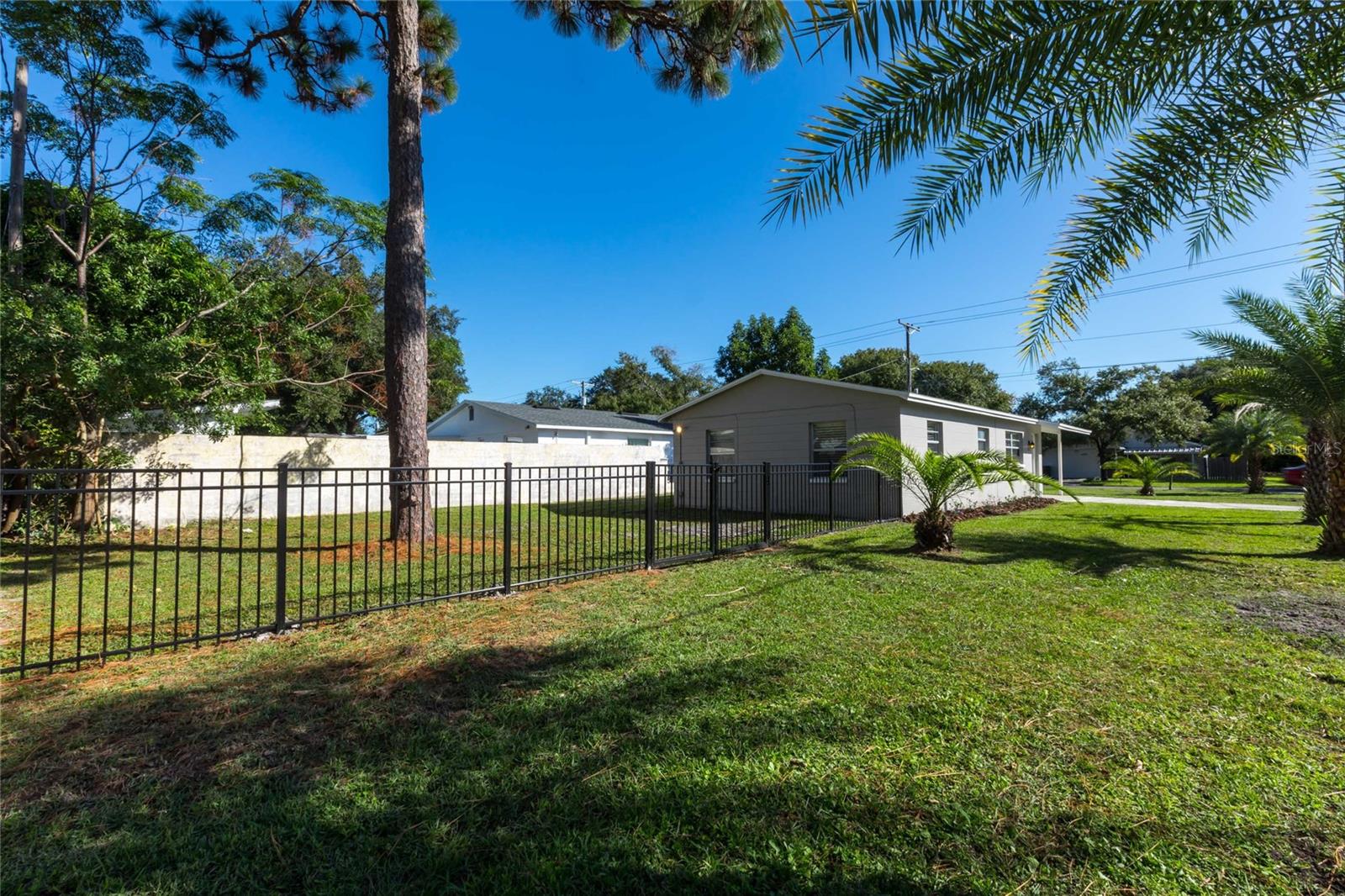 Image 12 of 17 For 6521 Englewood Avenue