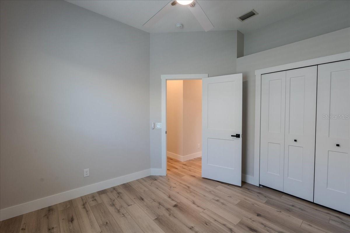 Image 24 of 54 For 10510 Chelmsford Way