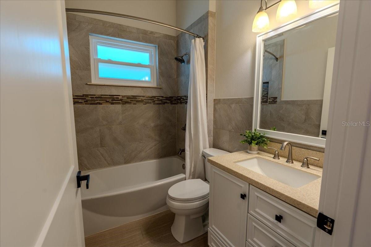 Image 25 of 54 For 10510 Chelmsford Way